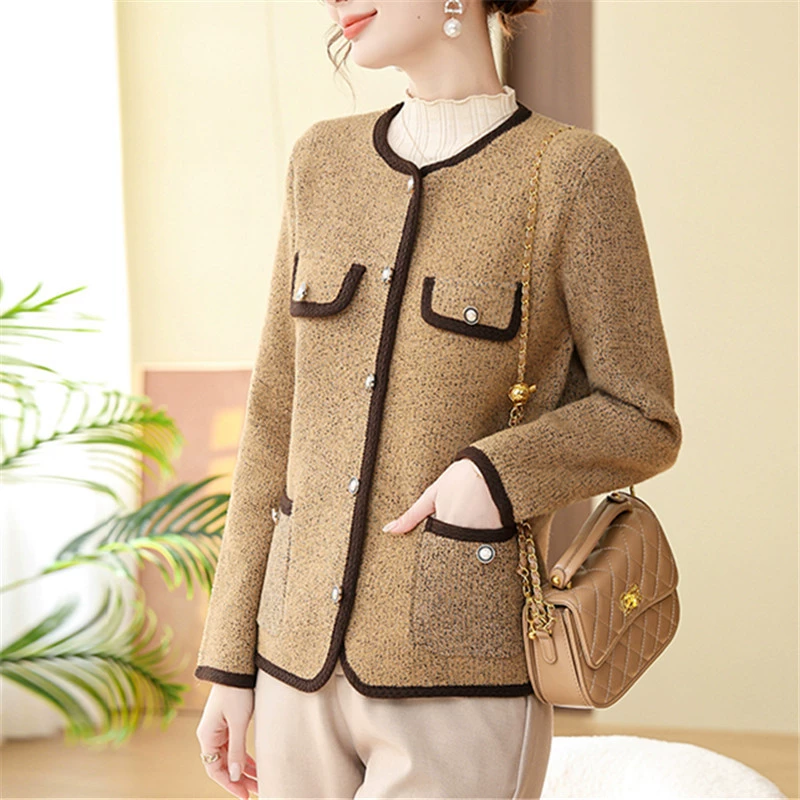 Брендовая мама весенняя одежда короткая в западном стиле Noble 2024 Новинка для женщин среднего и пожилого возраста 40 лет 50 тонкое пальто