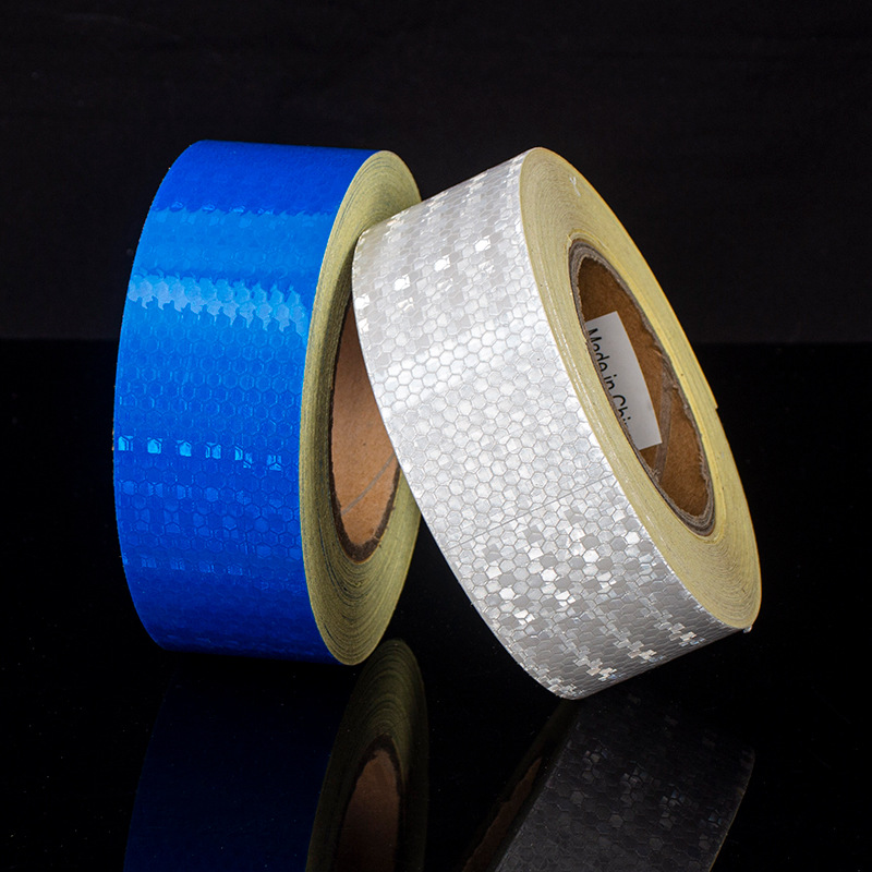 厂家直供白色PVC胶带反光条 荧光黄绿晶格 户外地库警示贴批发