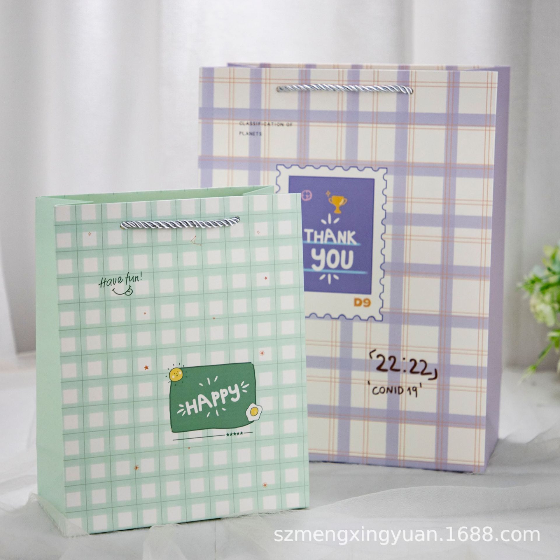 Moda simple más signo grande tamaño pequeño Día DE LA Madre cumpleaños de los niños ins estilo bolsa de regalo Regalo de Cumpleaños bolsa de papel portátil