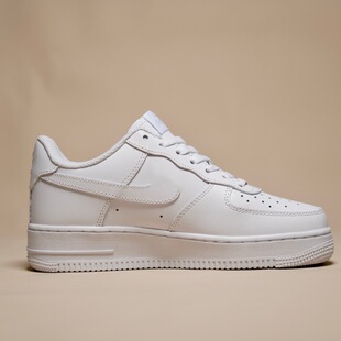���Q����Ь��܊һ̖AF1�͎Ͱ�Ь���׽���ٴ����e��ĥС��ЬУ�@
