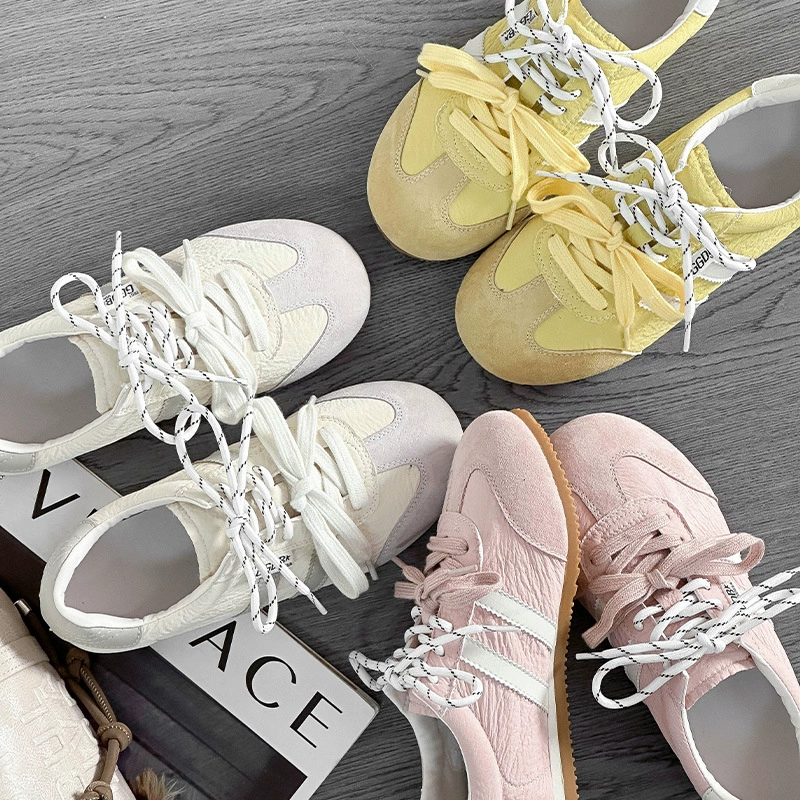 Кожаная немецкая обувь женская весна 2025 новая плоская обувь повседневная доска спортивная обувь дикая мягкая подошва удобная маленькая белая обувь