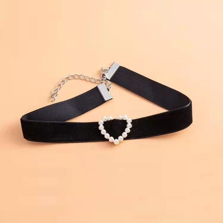 Black choker collar simple single-sided velvet velvet neckband pearl love short necklace