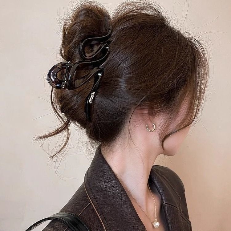 2026 nuevo clip de cabello ondulado clip de cabello de tiburón grande clip de cabello de mujer detrás de la cabeza de alta sensación clip de cabello accesorios para el cabello