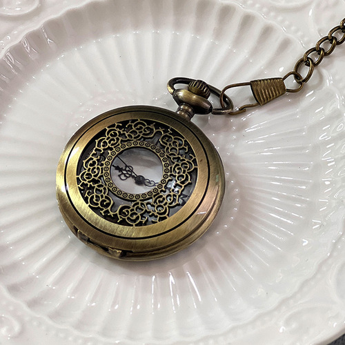 Vintage Nostalgic Flip Quartz Pocket Watch Wholesale Hollow Carved Flower Necklace Ancient Style Wall Clock Cross-border Dropshipping