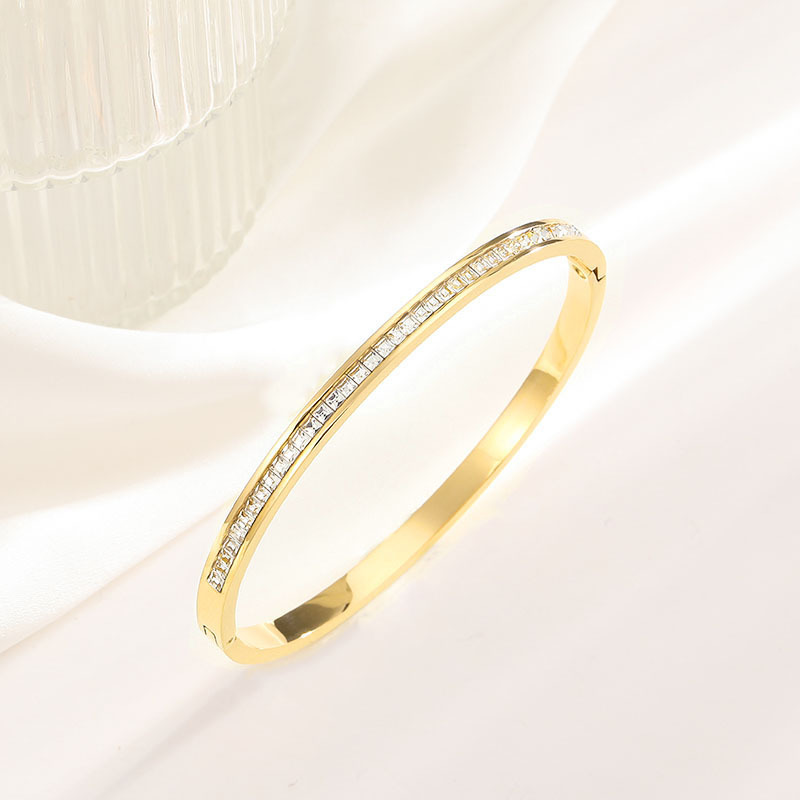 1 Piece Quantity Casual, Daily Occasion Solid Color Titanium Steel Basic Titanium Steel Bangle