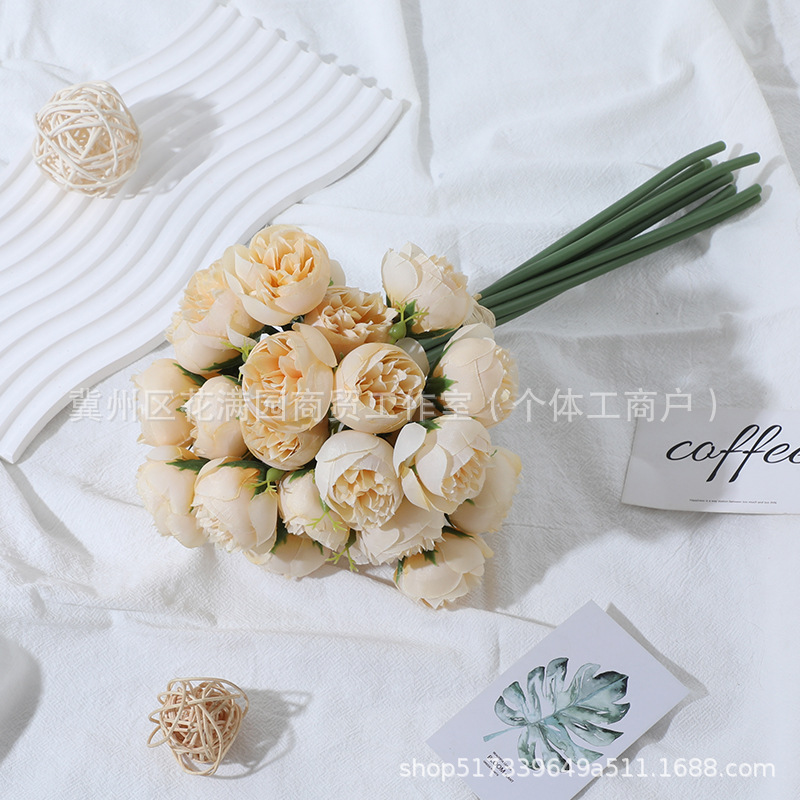 27 simulación casera con flores de té rosa flores falsas ramo de flores de alto nivel de diseño de escena realista