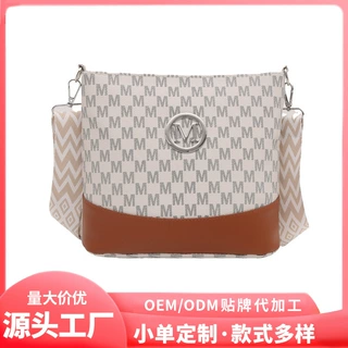 定制女包复古简约单肩包新款高级感通勤时尚斜挎包大容量水桶包