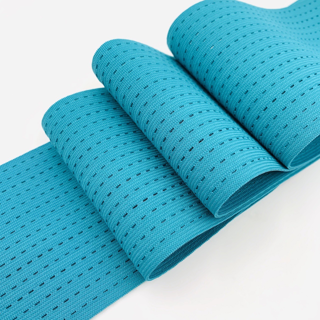 厂家销售涤纶钩边网眼松紧带彩色透气松紧带运动护腰松紧带束腹带