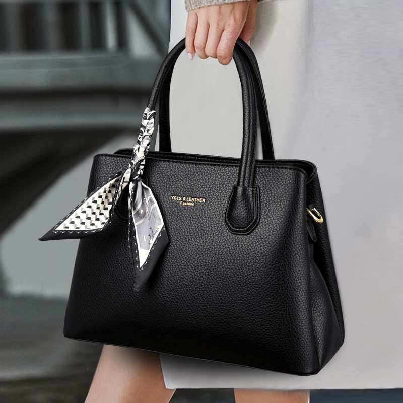 Mom Bag, Bride Bag, 2025 New Retro Fashion Silk Scarf Handbag, Work Clothing Versatile Large Capacity Shoulder Bag Mom Bag, Bride Bag, 2025 New Retro Fashion Silk Scarf Handbag, Work Clothing Versatile Large Capacity Shoulder Bag