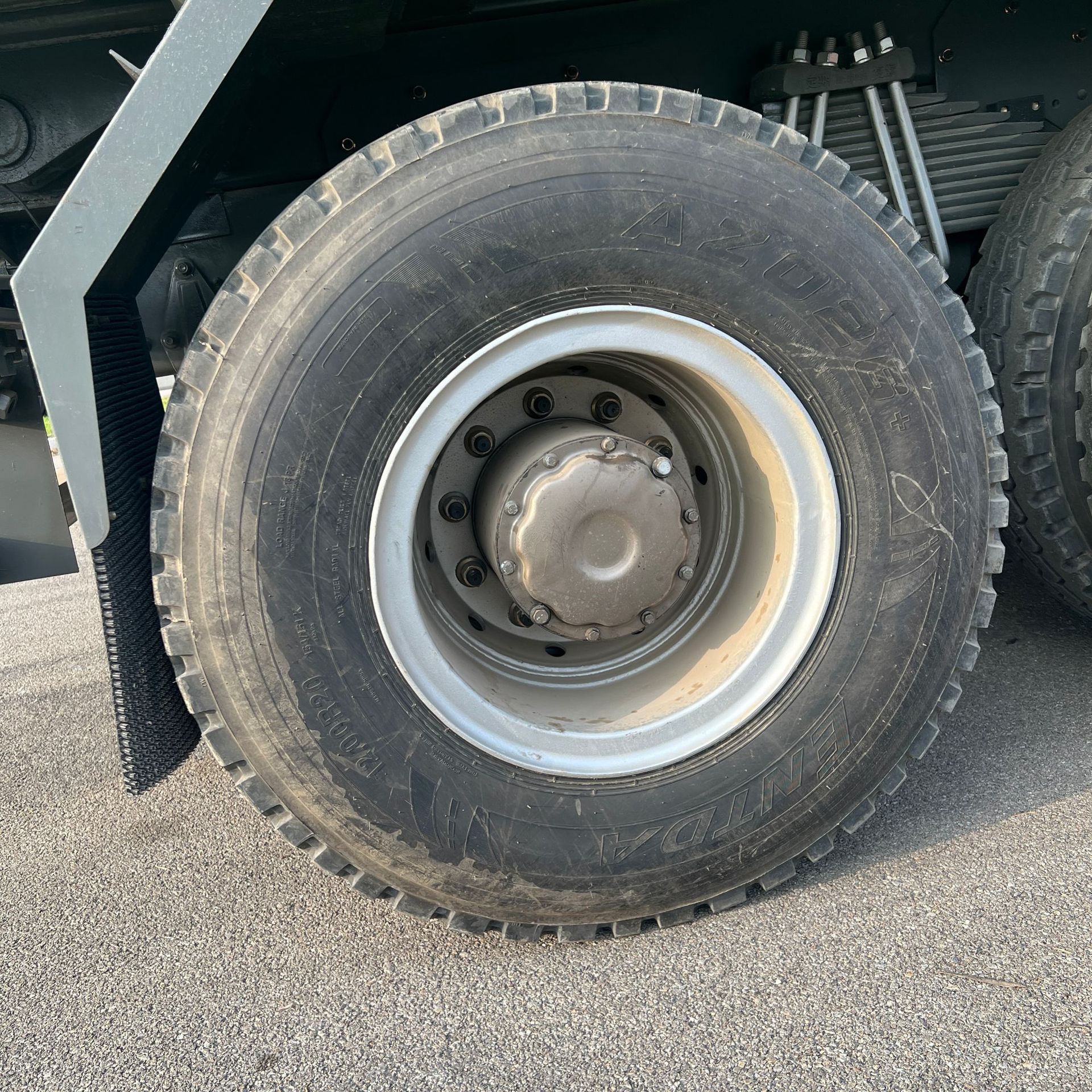 Exported to China: Sinotruk Sitrak Front-Four-Wheel-Drive Rear-Eight-Wheel Dump Truck, Specialized for Transporting Gravel and Soil