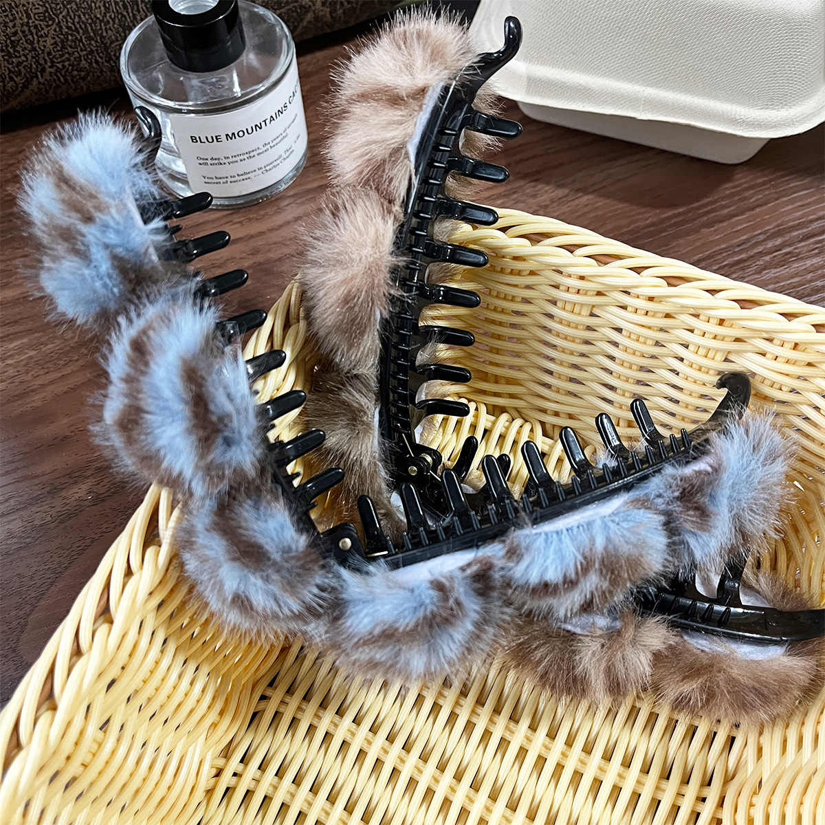 Tigre estriado bola de cabello banana de cabello de invierno y otoño, cabello de cabello japonés y coreano perezoso temperamento de alto nivel detrás de la cabeza agarrar clips adornamiento para el pelo