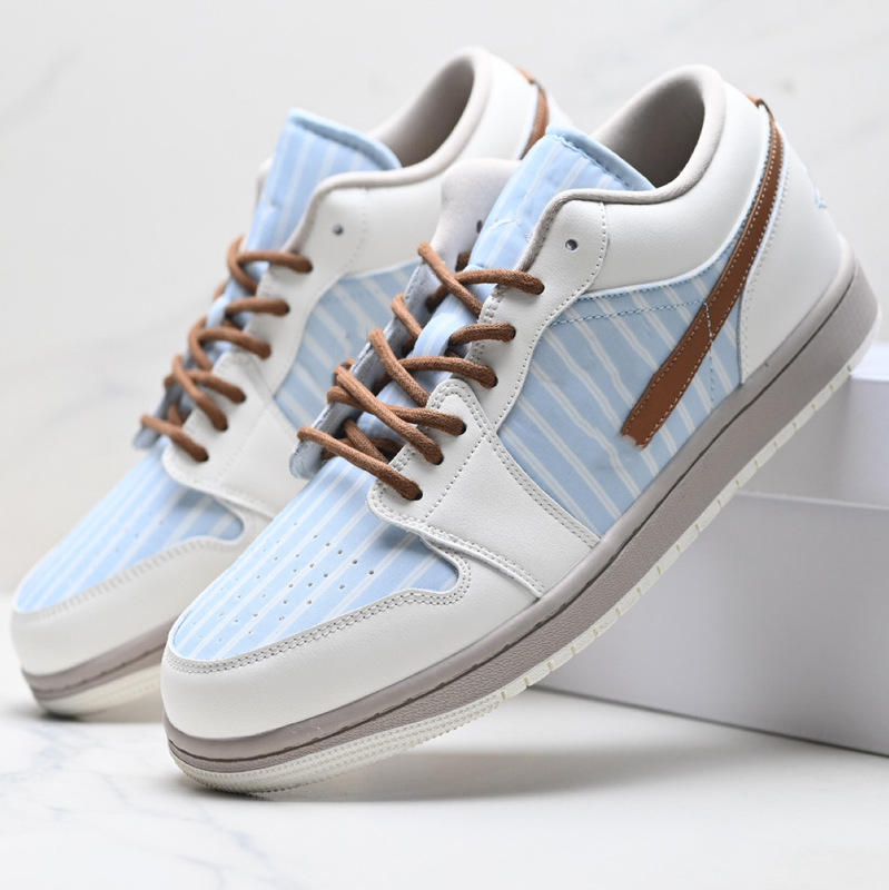 Putian high-quality AJ1 reverse hook skateboard shoes, Jordan 1 non-slip wear-resistant low-top basketball shoes, couple's casual sports trendy shoes Putian high-quality AJ1 reverse hook skateboard shoes, Jordan 1 non-slip wear-resistant low-top basketball shoes, couple's casual sports trendy shoes