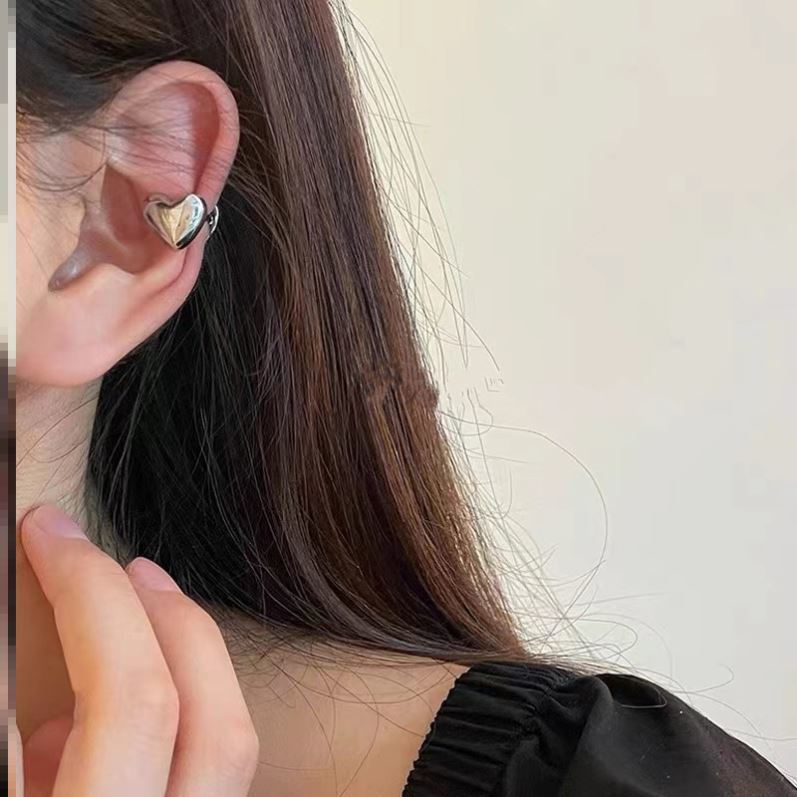 De alta calidad de estilo francés de metal precioso clip de oído de las mujeres pendientes sin oreja 2022 nueva moda elegante simple clip de hueso del oído