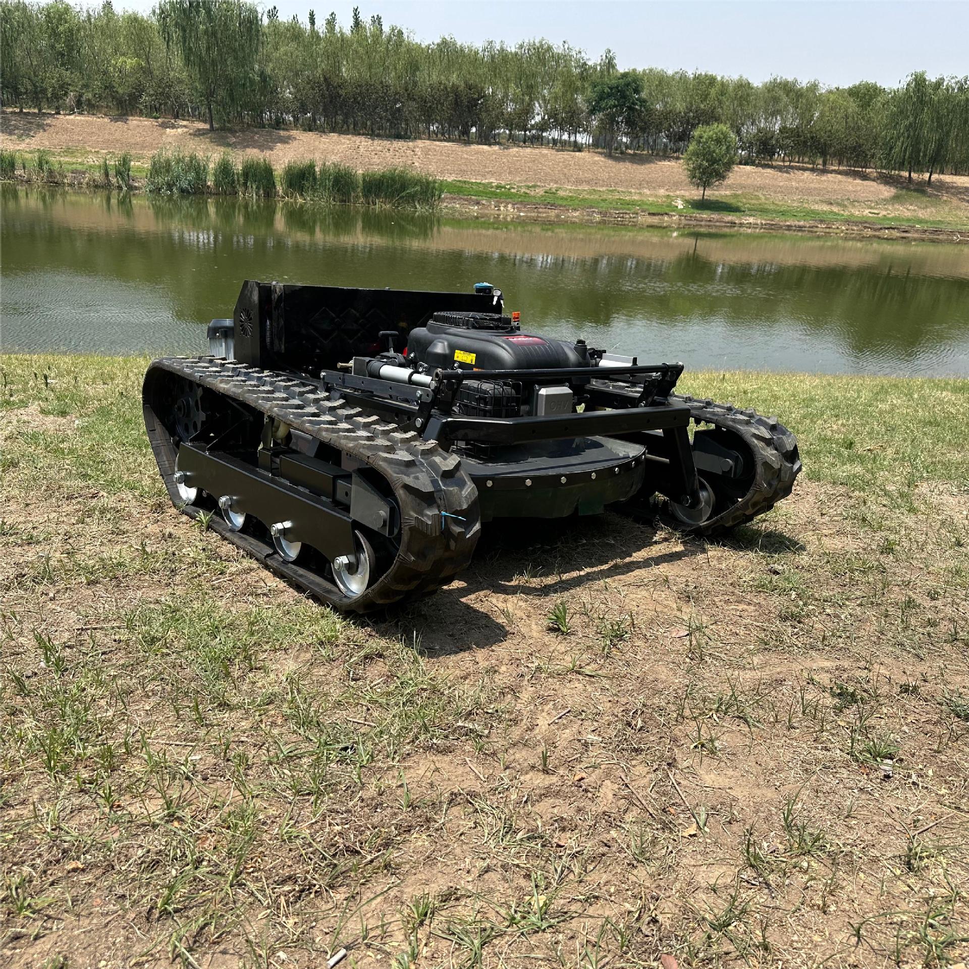 草坪遥控除草机 边坡园林开荒履带割草机 22马力小型履带割草机