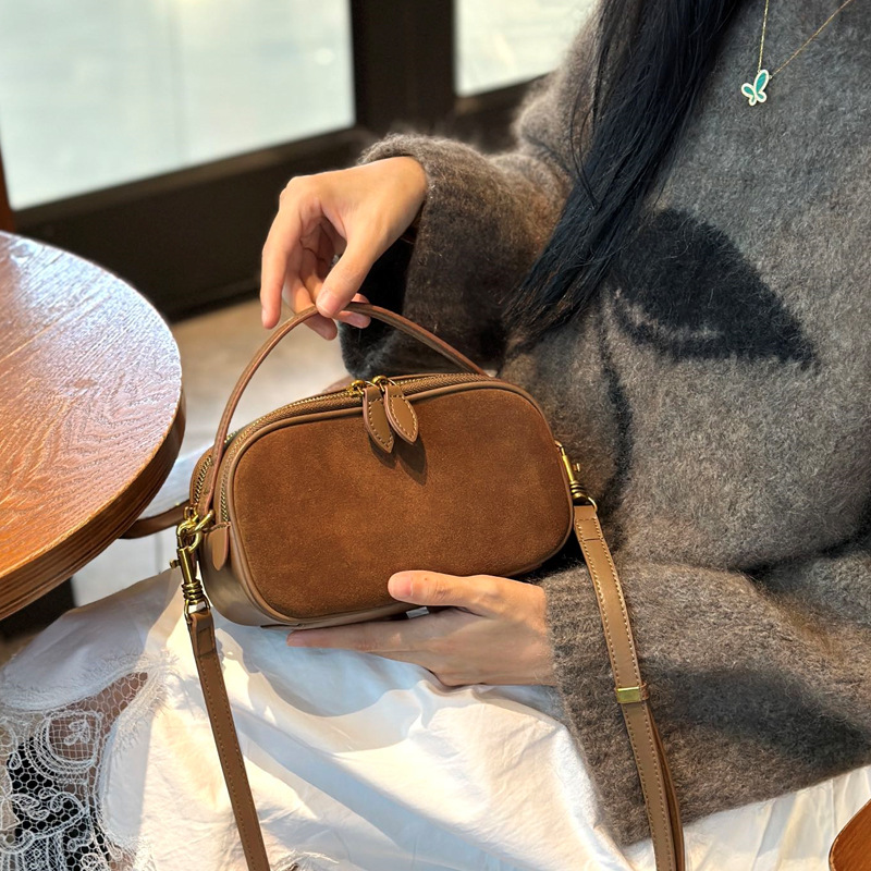 Women's Small Handbag 2024 Autumn/Winter New Arrival Crossbody Bag Fashion Cowhide Leather Versatile Retro Shoulder Bag - Thumbnail 2
