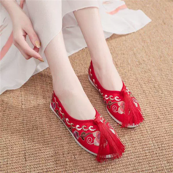 Red 219 tassel