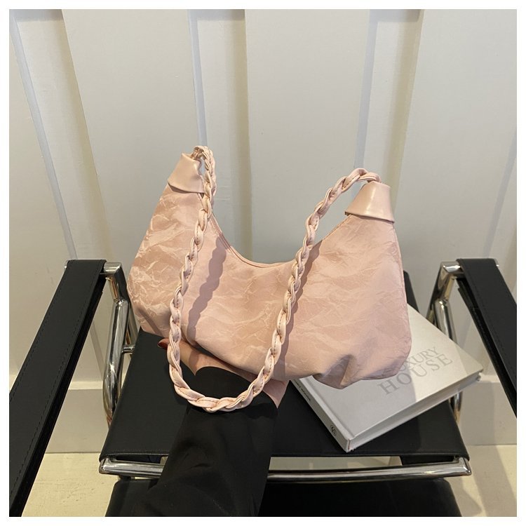 Diseño francés de nicho nubes plegadas bolsas debajo de las axilas para mujeres 2024 nuevo verano textura alta mochila de hombro