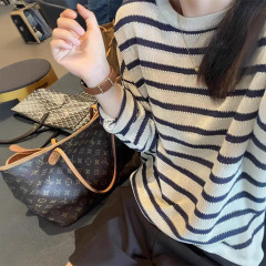 春夏の新型はだるくて、ゆったりしていて、やせています。