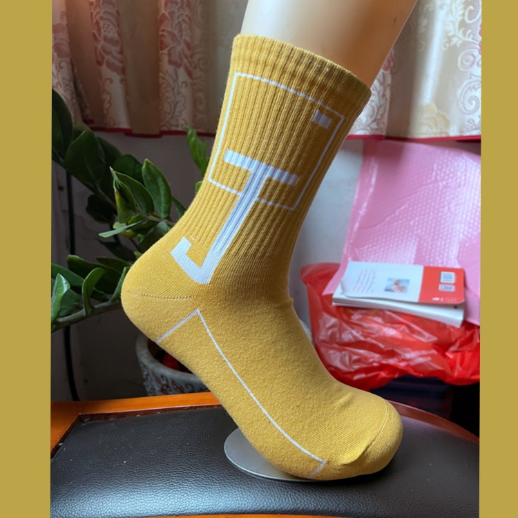 Trendy ins Men's and Women's Socks Japanese College Style European and American Street Skate Socks Letters Sports Cotton Stockings