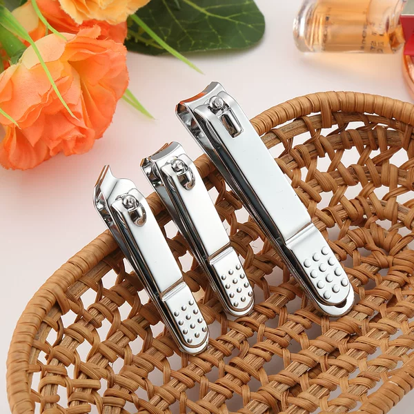Electroplated nail clippers large black nail clippers carbon steel nail clippers oblique nail clippers wholesale