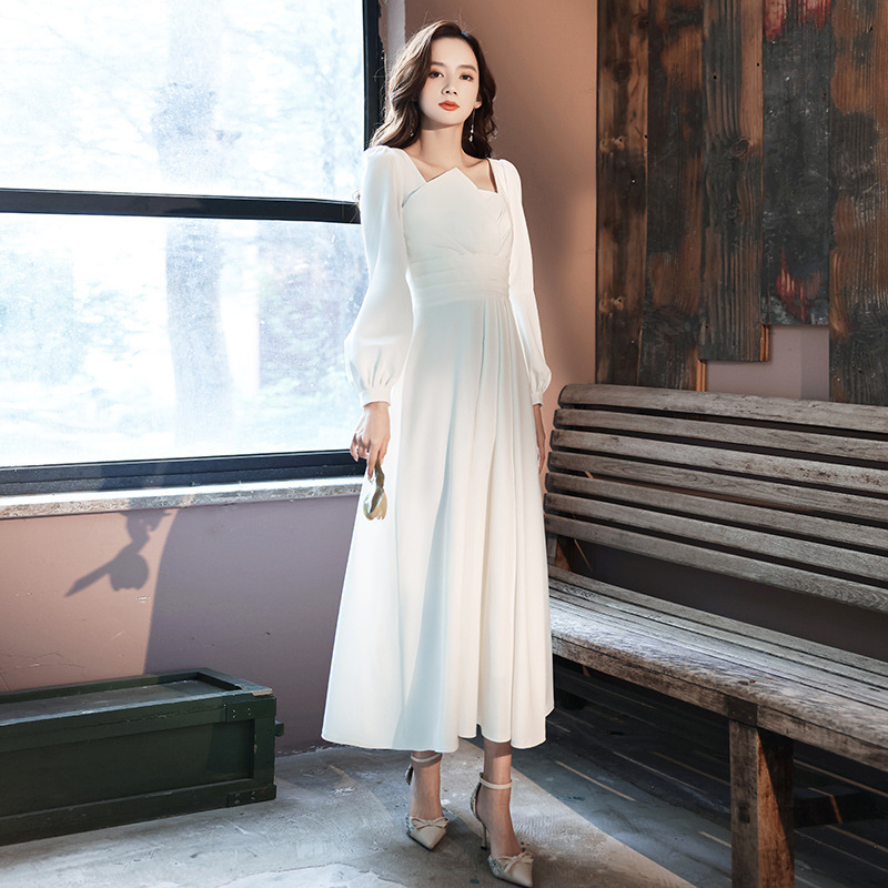 Banquet Dress 2026 New Style Long-Sleeved Elegant Dress That Can Be Worn Casually, Dignified and Elegant, Host White Evening Dress