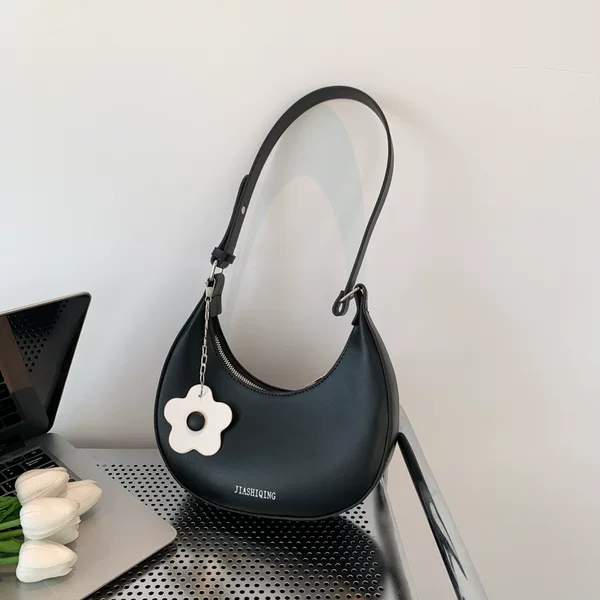 Fresh Style Western Style Shoulder Bag Women's 2024 Spring and Summer New All-match Ins Underarm Bag Korean Style Solid Color Dumpling Bag