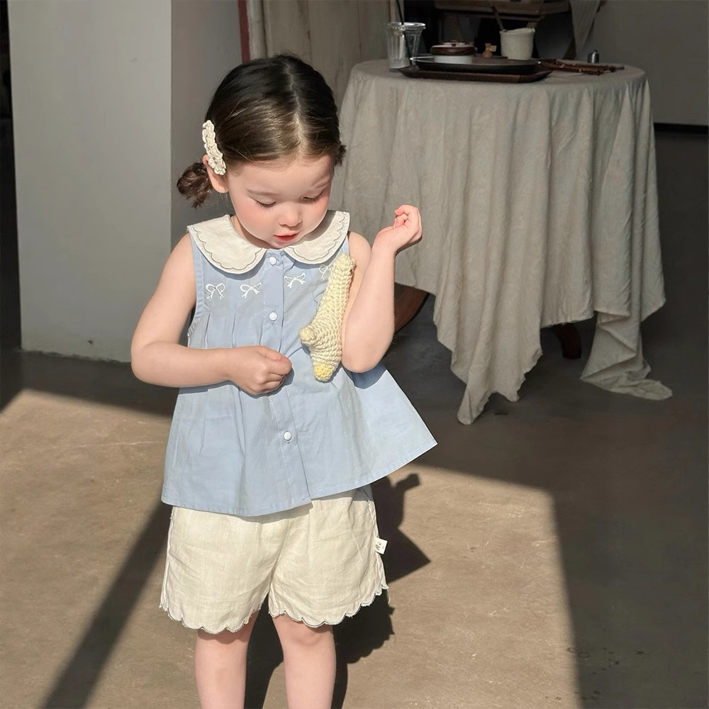 Spot Girls and Children's Suits 2025 Summer Girls Infants and Young Children Embroidered Sleeveless Babydoll Tops White Shorts