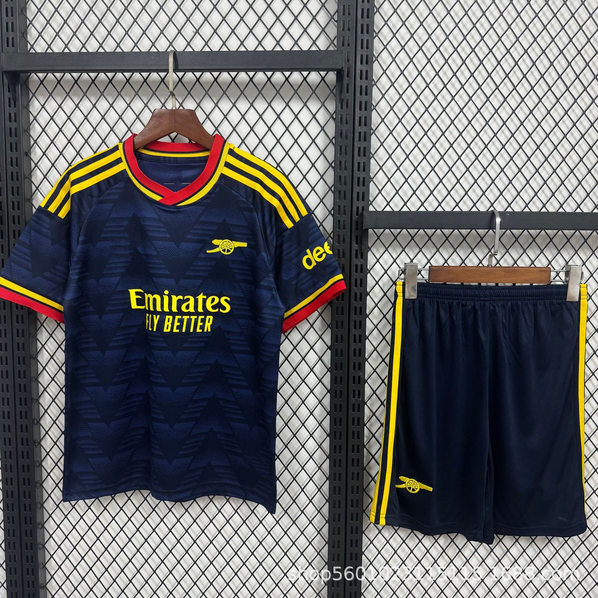 2627 nueva ropa infantil LWP París Real Madrid Juve Manchester United Chelsea camiseta ropa de fútbol ropa infantil