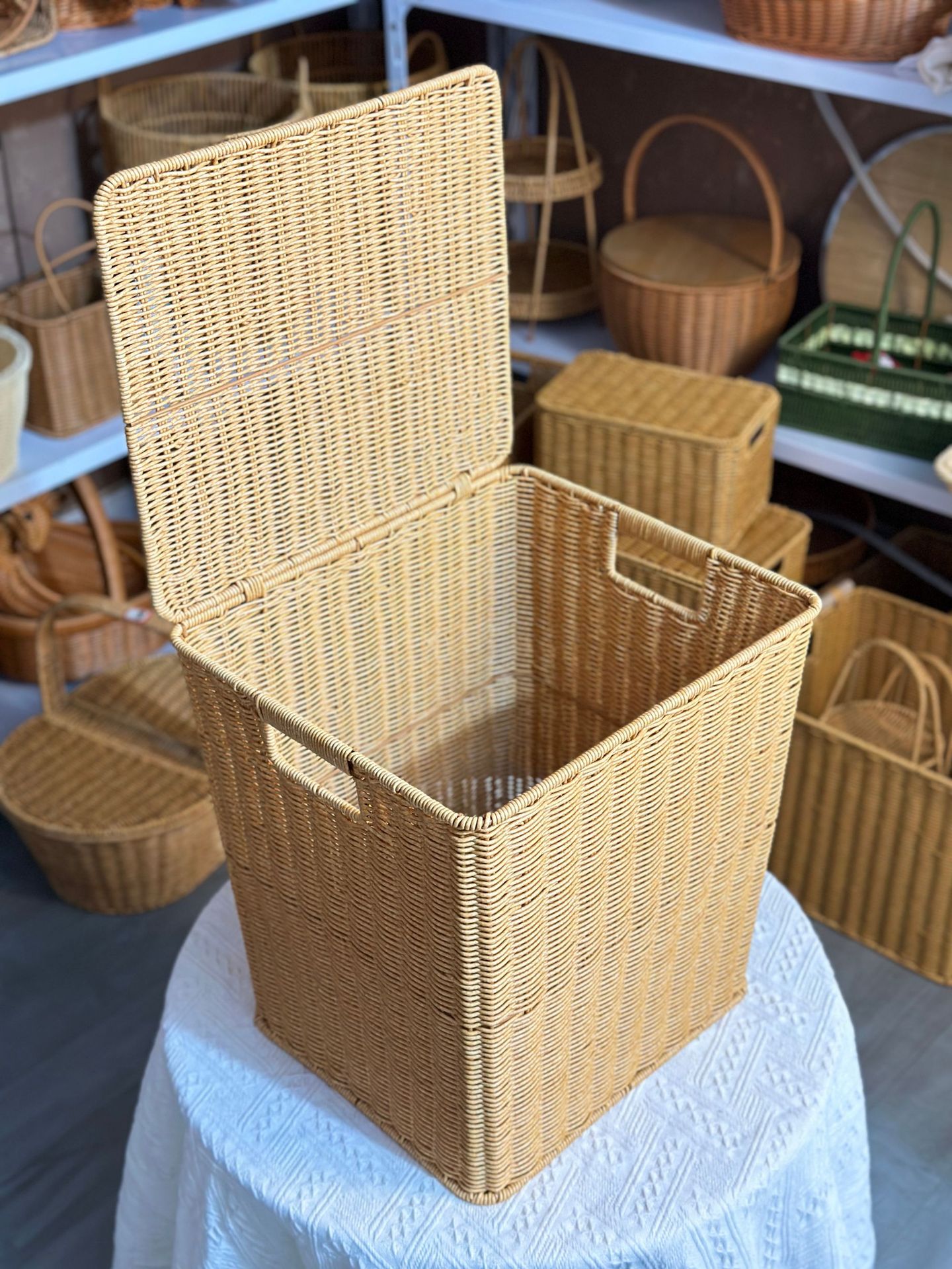 AE5603885E814758B81CCAC10F1896