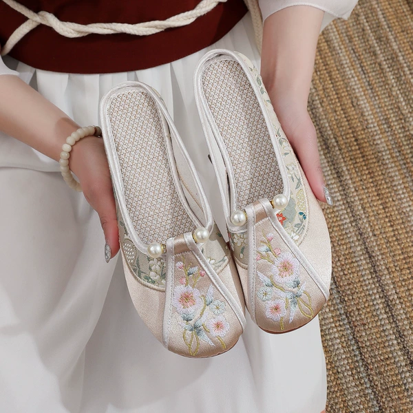 Cream color