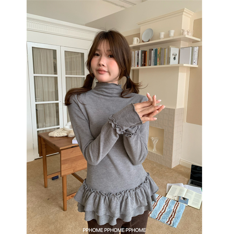 Super Versatile Layered Top with Thickened Brushed Lace Trim and Half-High Collar Super Versatile Layered Top with Thickened Brushed Lace Trim and Half-High Collar