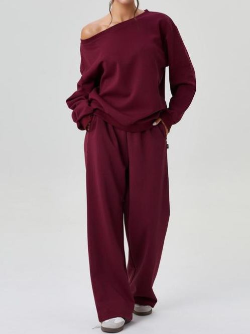 A new Amazon sporty and casual two-piece set with a slanted shoulder design for autumn and winter