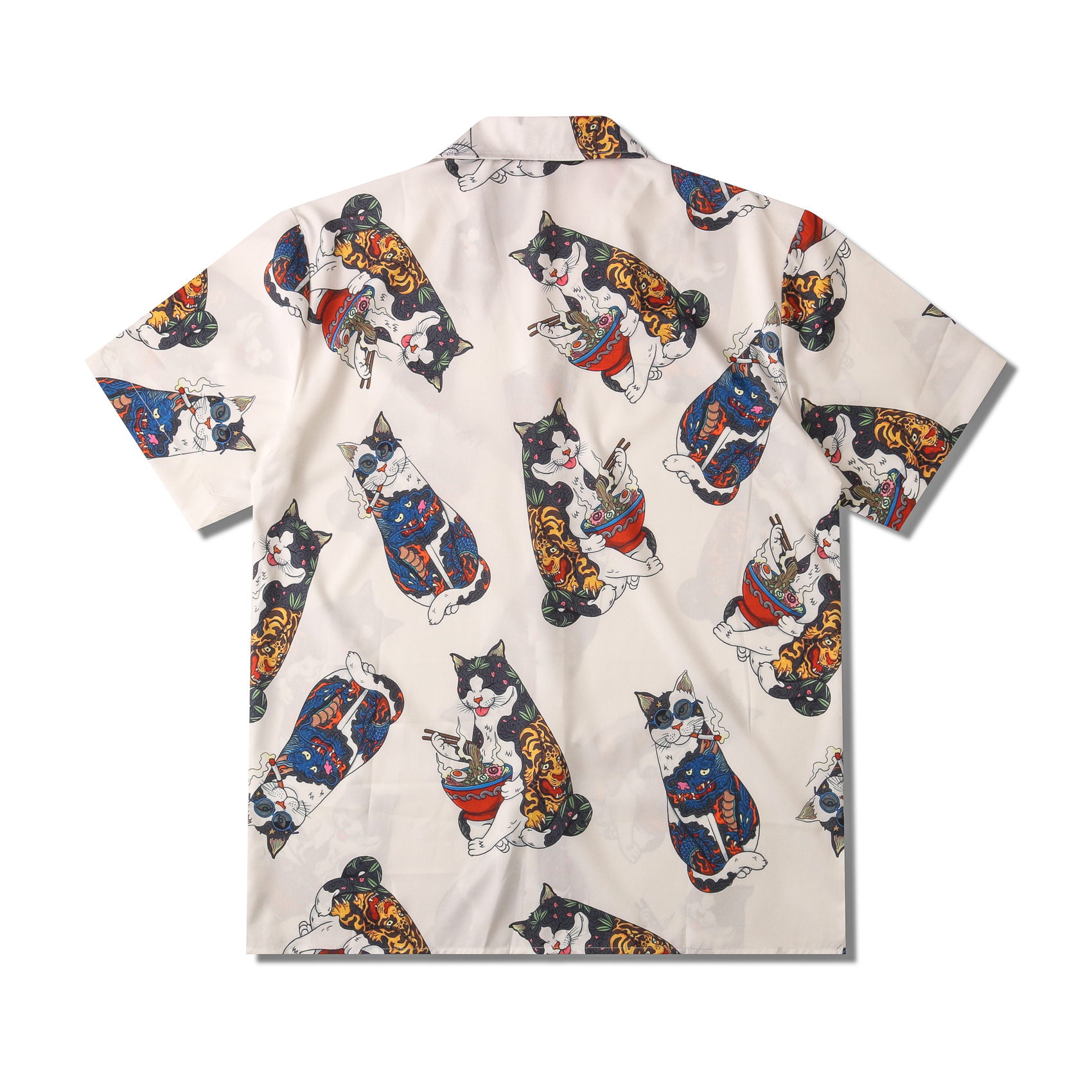 Camisa informal de manga corta con cuello solapa, holgada, con estampado digital de gato de la suerte, estilo cárdigan de marca de moda para parejas, ideal para el verano y el comercio exterior.