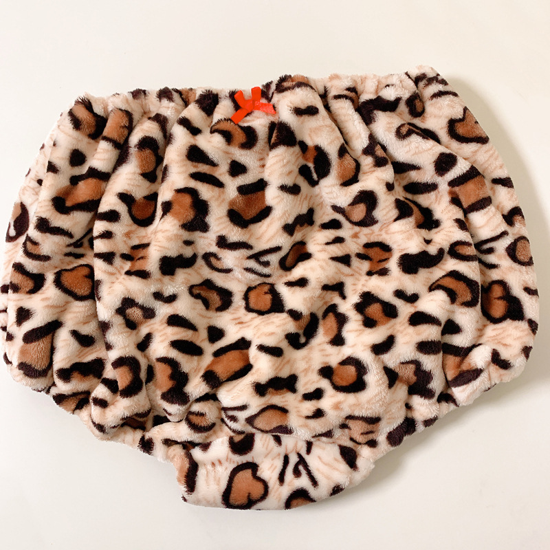 Male and female couples Childe pseudo-mother same-sex warm flannel suspenders mid-waist boxers home suit