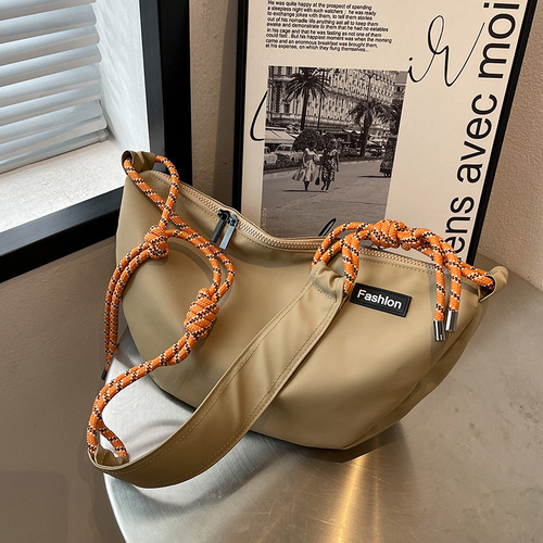 Casual versatile nylon small bag  new women's bag popular crossbody bag fashionable one-shoulder dumpling bag