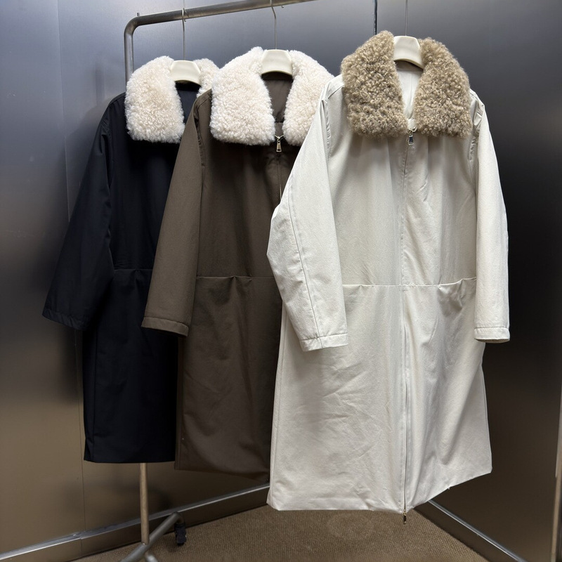 【Snow Peak】2026 Winter New Collection: Detachable Wool Collar, Extra-Long, Minimalist 90% Down Puffer Jacket for Women