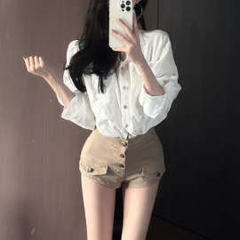 美式辣妹复古卡其色牛仔裤女夏季口袋设计感热裤修身显瘦包臀短裤