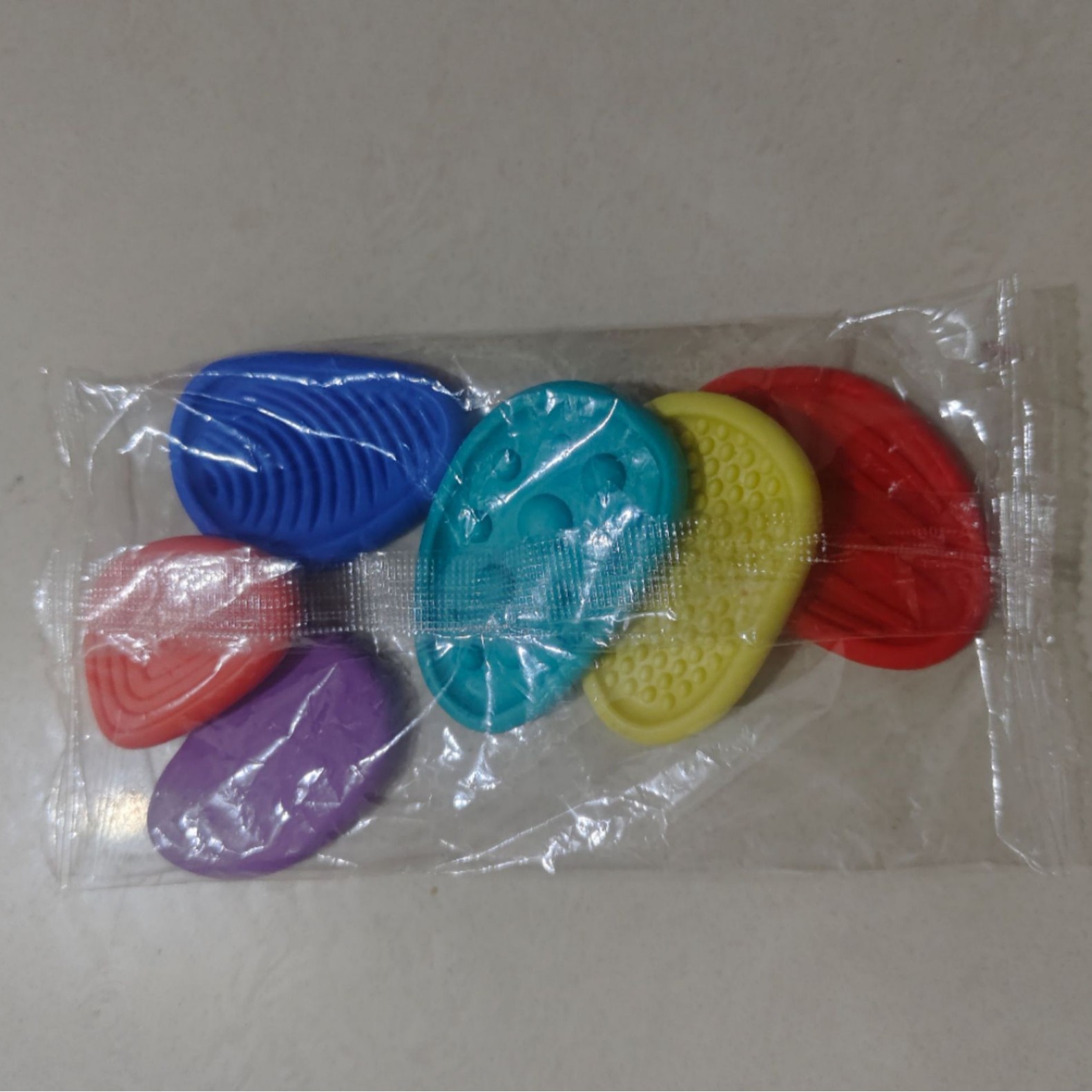 Juguetes Fidget transfronterizos juguetes sensoriales coloridos piedra suave para estudiantes autistas artefactos creativos de alivio del estrés