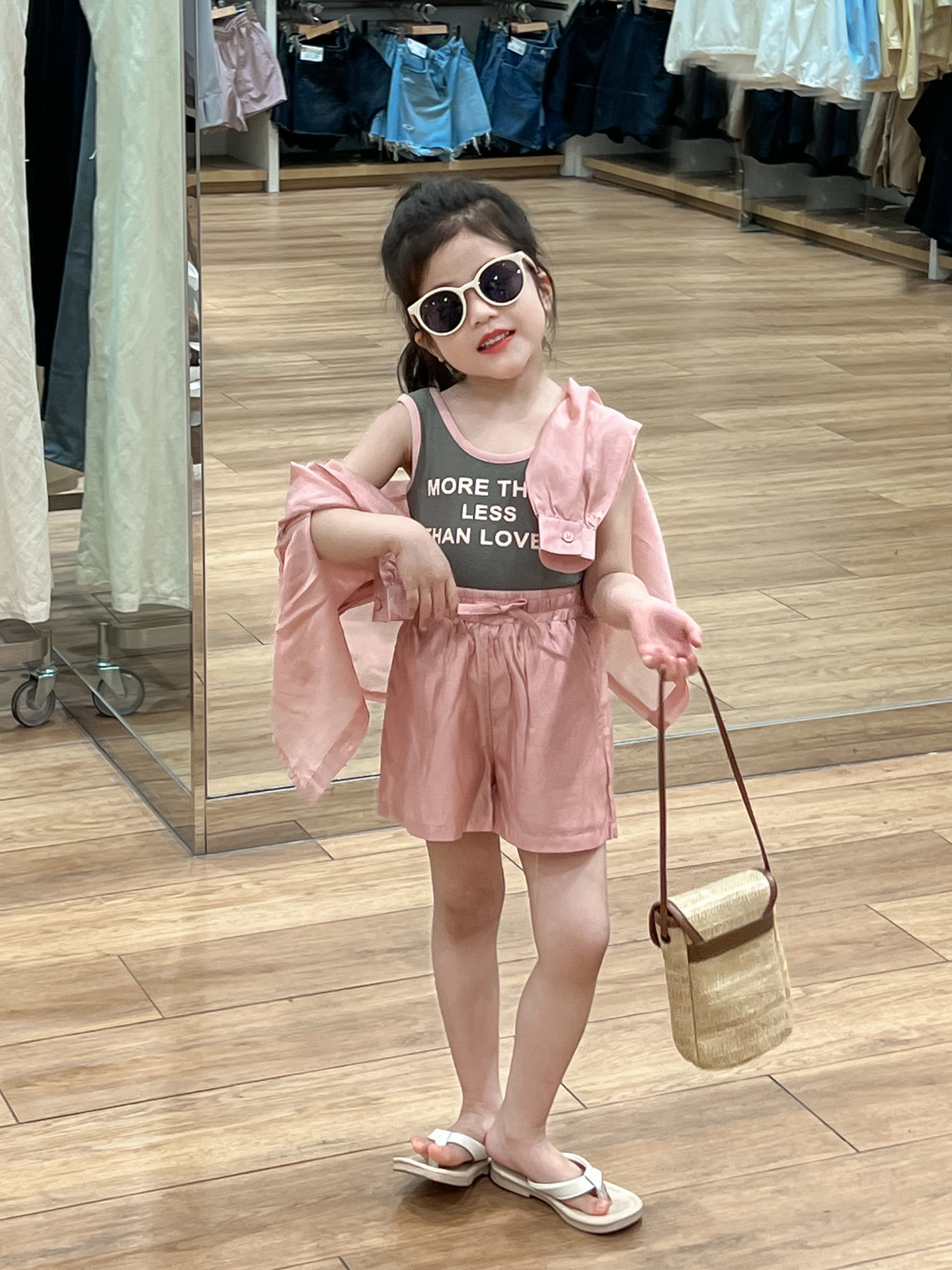 2024女童春夏甜美粉系長袖襯衫防曬衣+字母背心+抽繩短褲分開拍