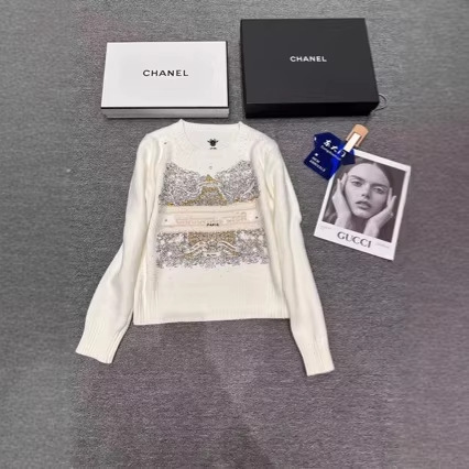 D Brand New Butterfly Floral Heavy Embroidery Round Neck Pullover Knit Sweater for Women Slim Fit Versatile Sweater