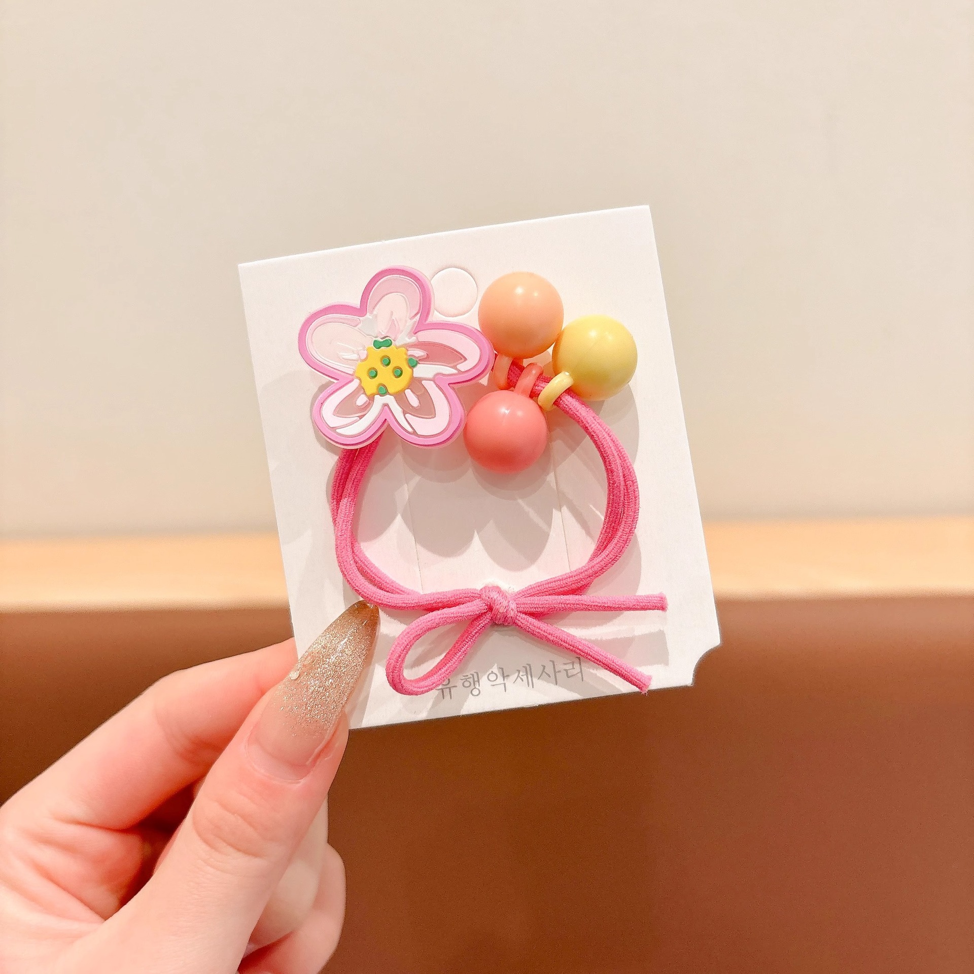 2025 nueva mariposa cuerda de cabello niñas atadas bolas correa de cabello no daña cabello alto valor de la cara cuerda de cabello joyería para el cabello de niña