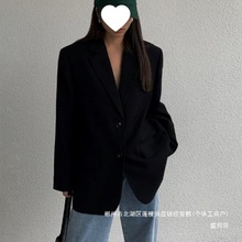 �S��ֱ�N�����b�|������Ů�¿���n��͹����e�@���⴩�ٴ��ɫ