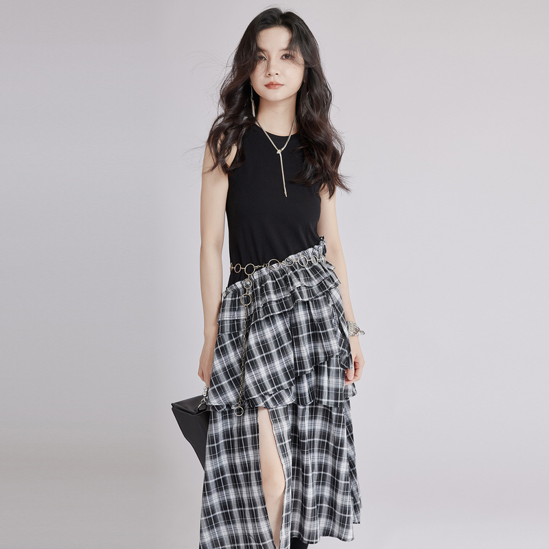 2025 Summer New Slim-fit Vest Stitching Plaid Irregular Multi-layer Pendulum dress Niche Design Midi Dress