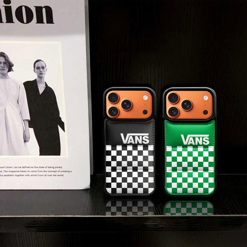 Plaid Vans down Jacket Phone Case Suitable for iPhone 17 Pro Max Trendy Brand 17 Cross-Border Popular Apple Phone Case
