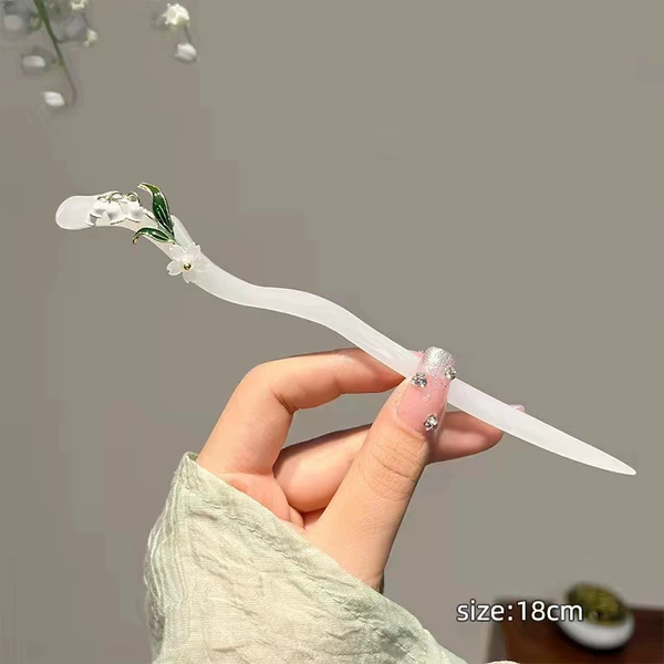F0586 Lily of the Valley Tianzhi white