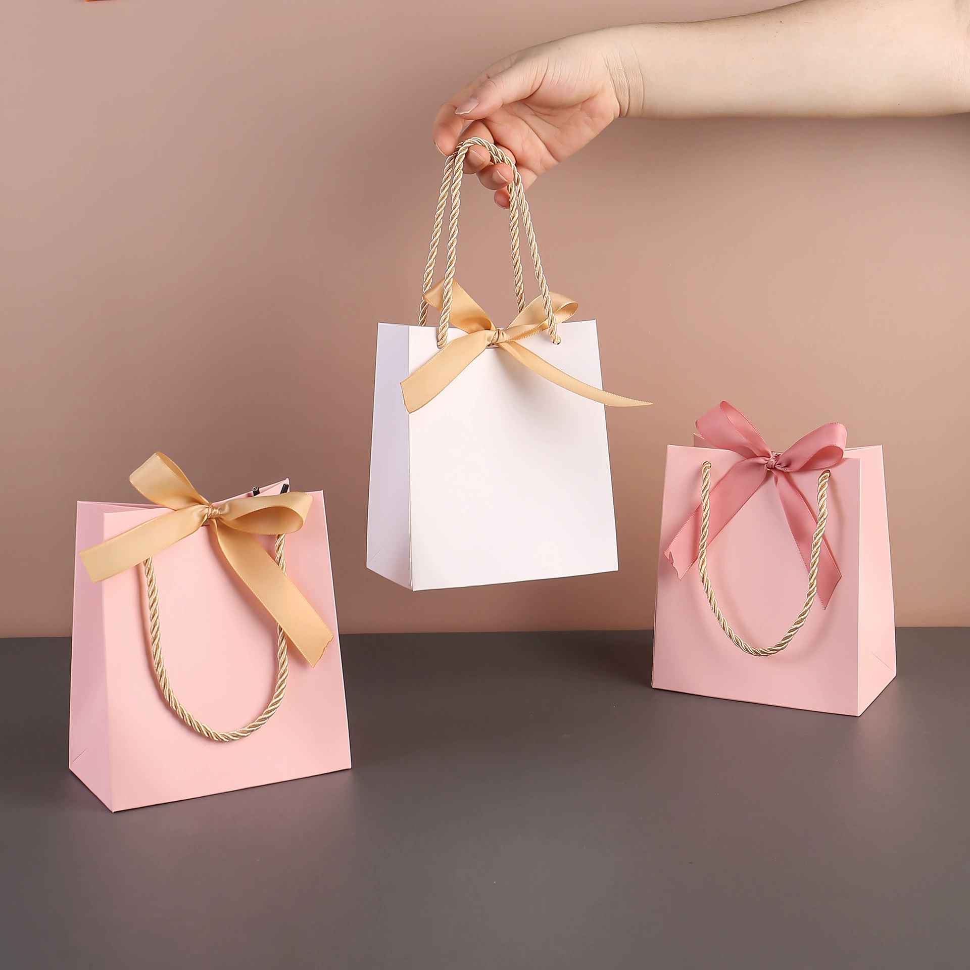2025 пустой бумажный подарочный пакет DIY для вечеринки белый розовый маленькая сумочка для подарков