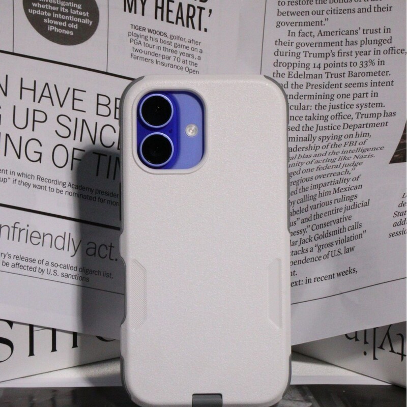 Suitable for Apple iPhone16 mobile phone shell two anti-commuter 16 Plus two-in-one PC TPE anti-drop