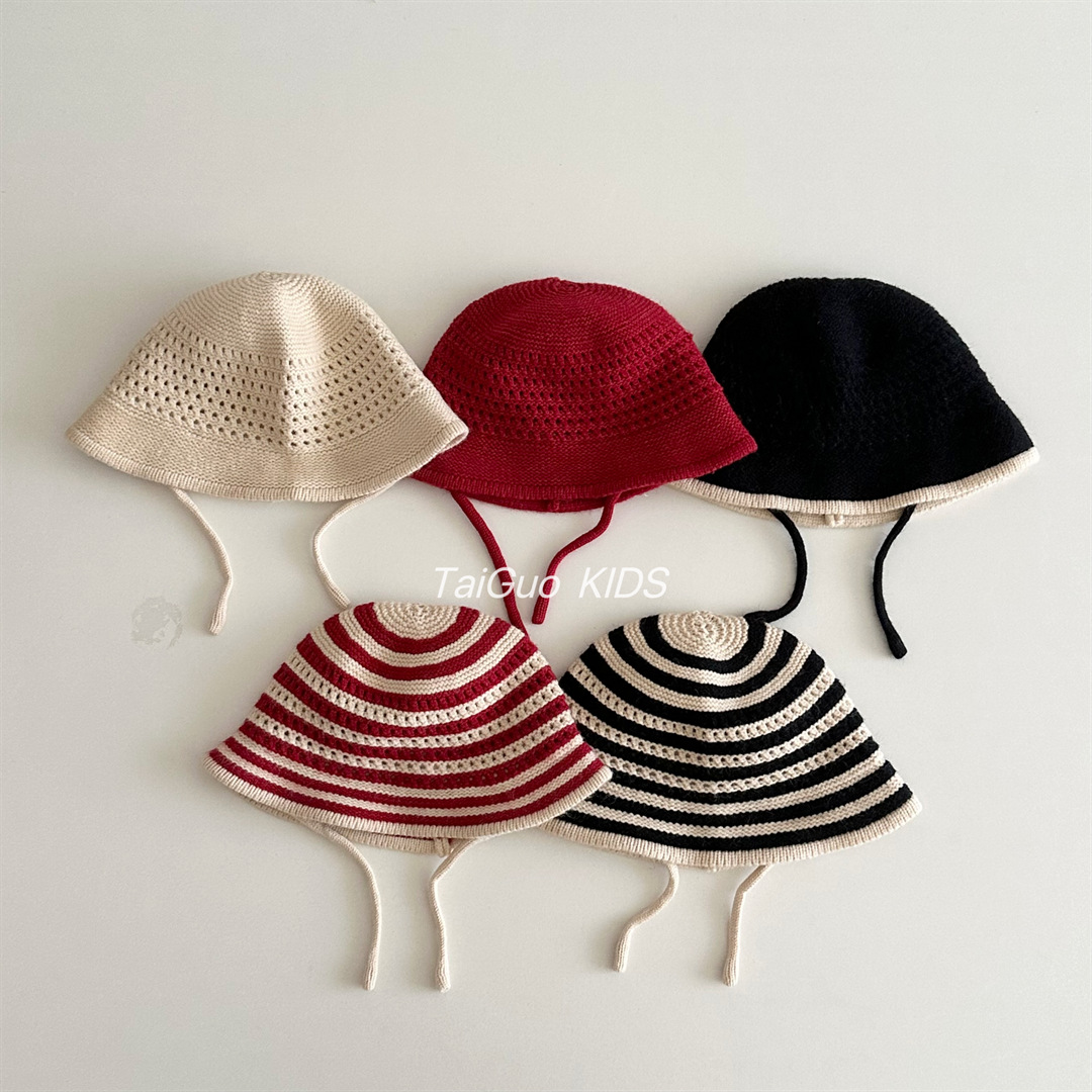 New Korean and Japanese style stylish striped color-blocked knitted windproof bucket hat for babies, simple knitted hat for boys and girls in autumn