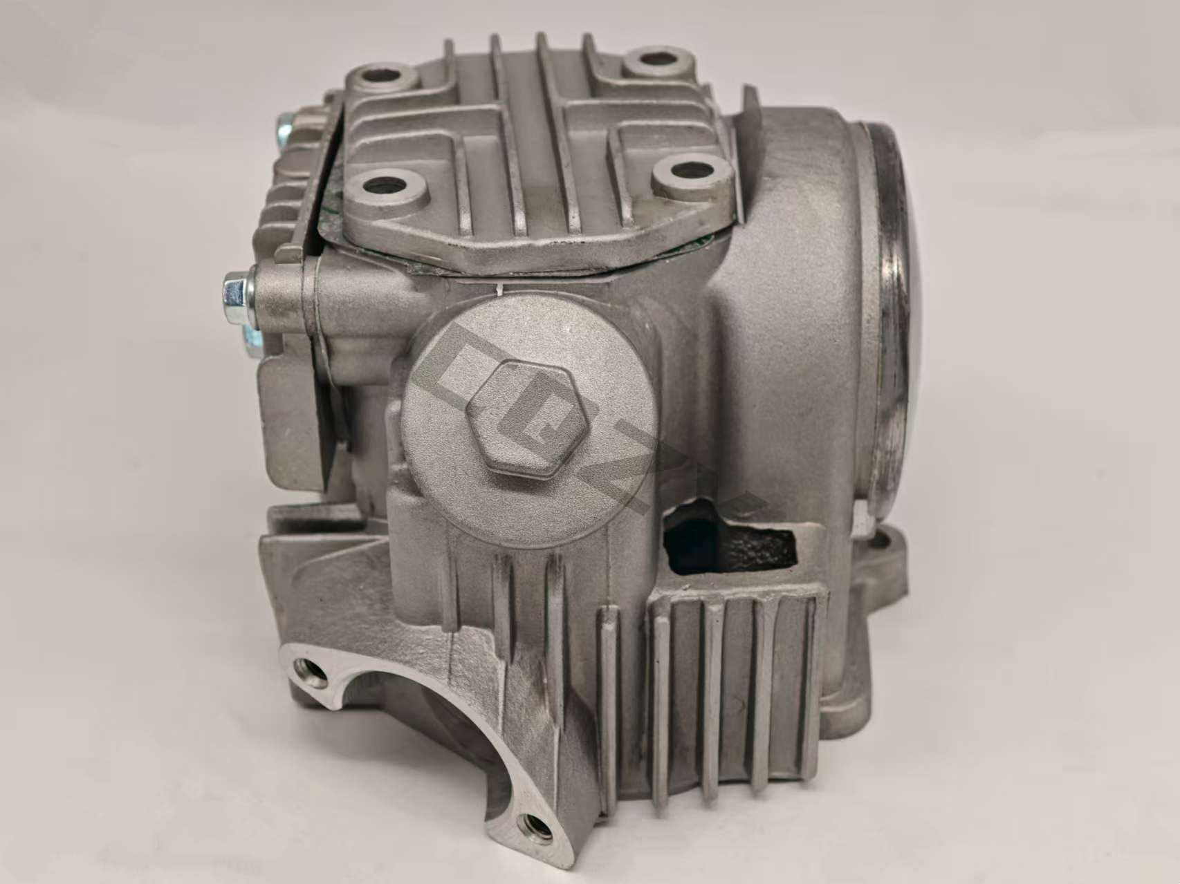 Motorcycle Parts Jialing Jh7048Q Cylinder Head Assembly Underbone Bike Engine Cylinder Head Assembly