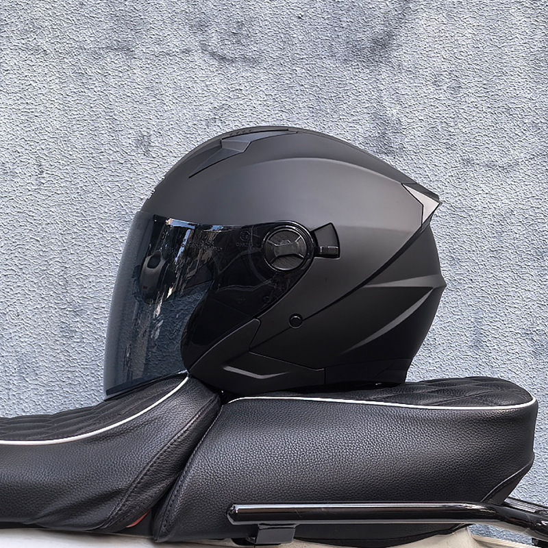 Negro tonto con té negro